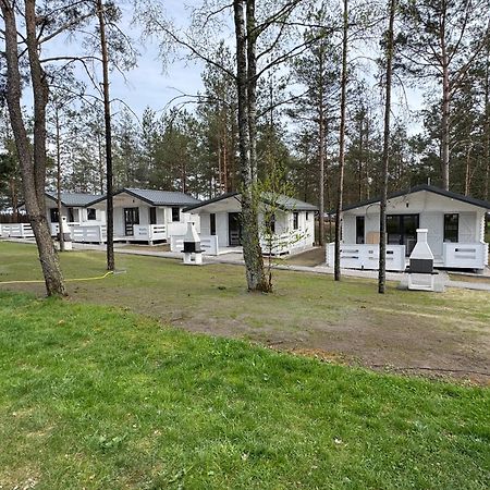 Villa Skrawek Nieba Borsk Exterior foto