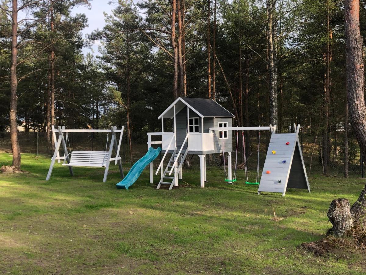 Villa Skrawek Nieba Borsk Exterior foto